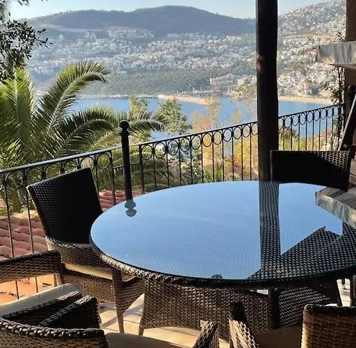 Kaş, Kalkan, Club Patara Tatil Köyünde Villa